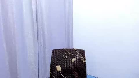 3hi im  Angel glad to see you  3 online show from January 2025 12:18:01 AM