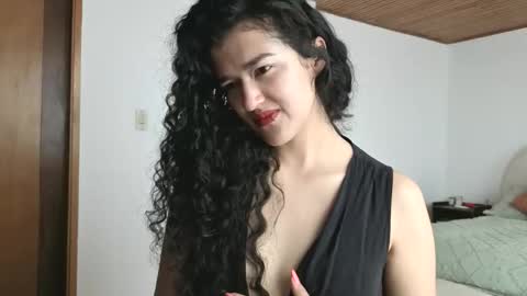 Snapshot of yourdreamgirl2025 chatting on March 2026 03:04:01 PM yourdreamgirl2025 online show from March 2026 03:04:01 PM