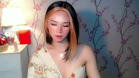 Snapshot of yourdreamgirljane chatting on October 2025 05:22:02 PM JANE online show from October 2025 05:22:02 PM