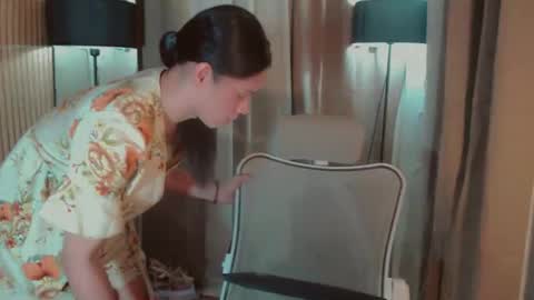 Snapshot of yourdreamgirljane chatting on October 2025 05:35:01 PM JANE online show from October 2025 05:35:01 PM