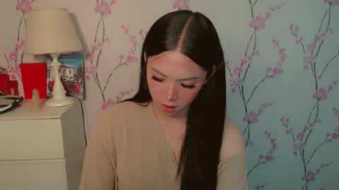 Snapshot of yourdreamgirljane chatting on October 2025 01:49:01 AM JANE online show from October 2025 01:49:01 AM