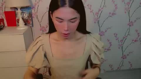 Snapshot of yourdreamgirljane chatting on October 2025 07:01:02 PM JANE online show from October 2025 07:01:02 PM