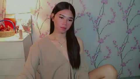 Snapshot of yourdreamgirljane chatting on October 2025 02:04:02 AM JANE online show from October 2025 02:04:02 AM