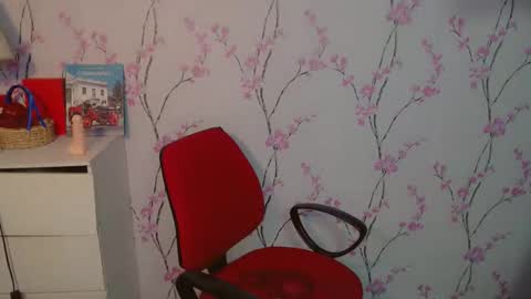 Snapshot of yourdreamgirljane chatting on November 2025 02:13:01 AM JANE online show from November 2025 02:13:01 AM