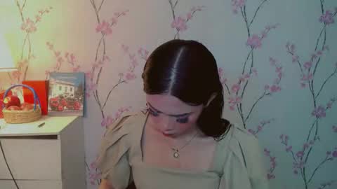 Snapshot of yourdreamgirljane chatting on November 2025 01:38:01 AM JANE online show from November 2025 01:38:01 AM