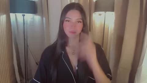 Snapshot of yourdreamgirljane chatting on November 2025 01:04:02 PM JANE online show from November 2025 01:04:02 PM