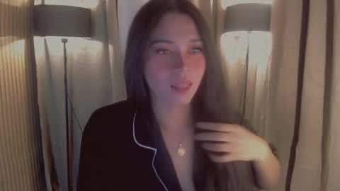 Snapshot of yourdreamgirljane chatting on November 2025 06:40:01 PM JANE online show from November 2025 06:40:01 PM