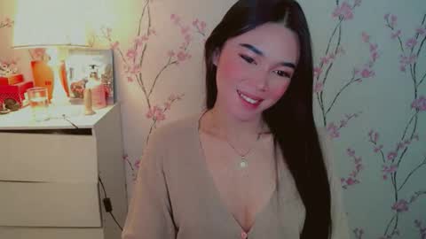 Snapshot of yourdreamgirljane chatting on November 2025 06:20:01 PM JANE online show from November 2025 06:20:01 PM