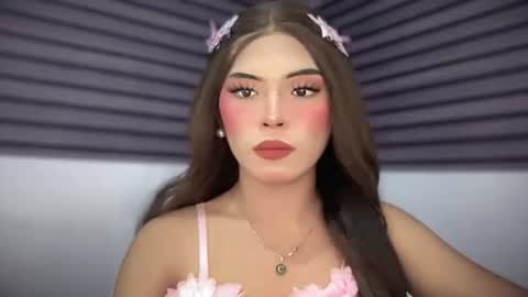 Snapshot of yourehot_pretty chatting on April 2026 04:00:01 PM Do read my bio online show from April 2026 04:00:01 PM