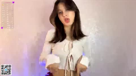 Snapshot of youremilia_ chatting on March 2026 09:15:02 AM Emilia online show from March 2026 09:15:02 AM