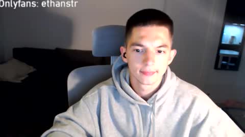 Snapshot of yourethan chatting on September 2025 08:19:01 PM yourethan online show from September 2025 08:19:01 PM