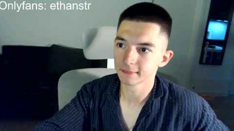 Snapshot of yourethan chatting on September 2025 07:06:02 PM yourethan online show from September 2025 07:06:02 PM