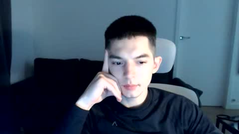 Snapshot of yourethan chatting on October 2025 06:30:02 PM yourethan online show from October 2025 06:30:02 PM