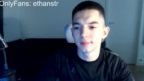 Snapshot of yourethan chatting on October 2025 08:42:01 PM yourethan online show from October 2025 08:42:01 PM