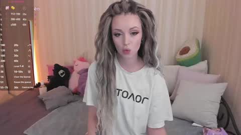 Mary online show from February 2025 08:26:02 AM