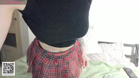 Snapshot of youreyeshere chatting on February 2026 05:20:02 PM Dari online show from February 2026 05:20:02 PM