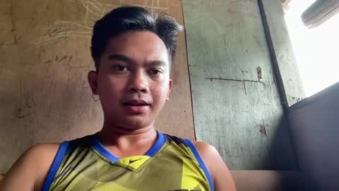 Snapshot of yourfantasyboyjr chatting on June 2026 06:23:02 AM i am your dream boy JR online show from June 2026 06:23:02 AM
