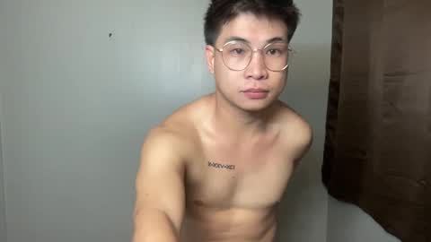 yourfantasyyy_ online show from March 2025 01:49:02 PM