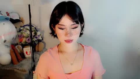 PrettyElla online show from November 2025 02:43:02 AM