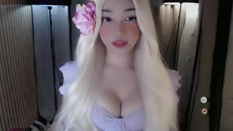 maureen love you online show from October 2025 10:25:01 AM