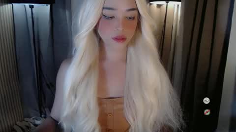 maureen love you online show from November 2025 10:27:01 AM