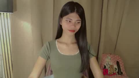 Vivian online show from April 2026 10:45:02 PM