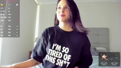 Helena online show from December 2024 07:25:02 PM