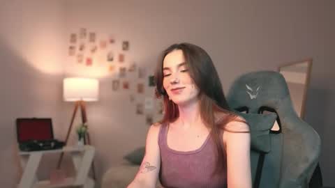 Chloe online show from September 2025 08:20:02 PM