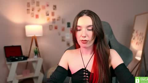 Chloe online show from October 2025 09:25:02 PM