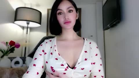 Kimberly online show from November 2025 12:13:01 AM