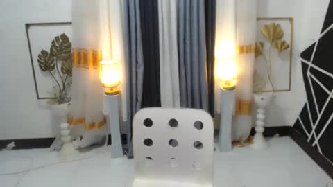 Snapshot of yourgirlzachary chatting on December 2024 05:27:01 AM Goddess Yoshi online show from December 2024 05:27:01 AM