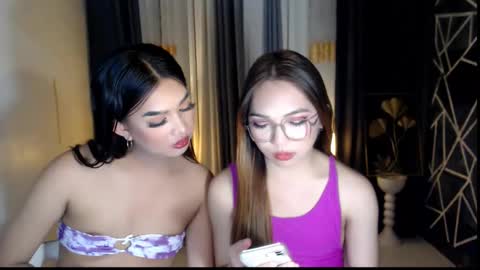 Snapshot of yourgirlzachary chatting on December 2024 06:01:02 PM Goddess Yoshi online show from December 2024 06:01:02 PM