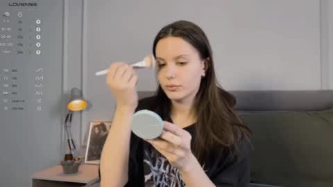 Aida online show from February 2025 10:39:02 AM