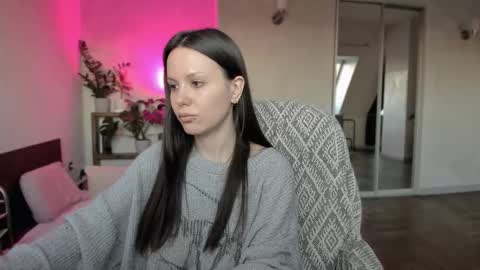 Aida online show from September 2025 12:05:02 PM