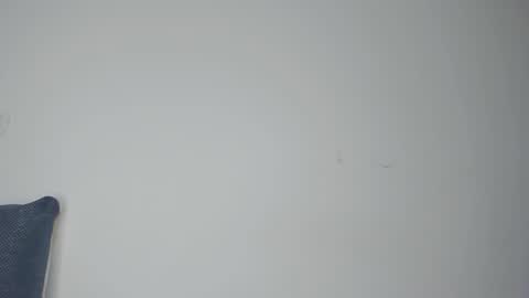 yourhotangel02 online show from October 2025 10:29:01 PM