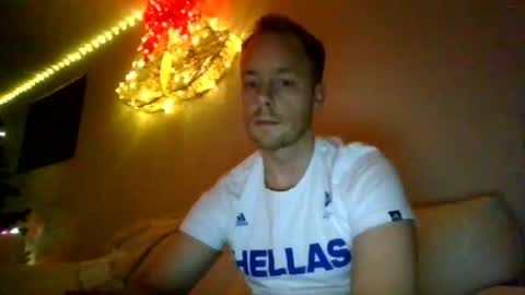 yourlove8523 online show from December 2025 06:33:02 AM