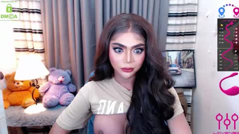 CHARLOTTE online show from November 2025 04:18:02 PM