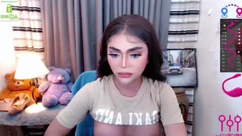 CHARLOTTE online show from November 2025 07:30:02 PM