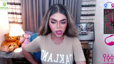 CHARLOTTE online show from November 2025 08:21:02 PM