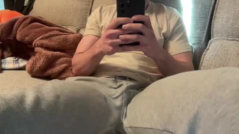 yourloyalpuppy online show from September 2025 02:54:01 PM