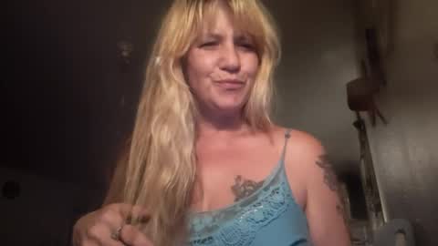 yourmomma999 online show from July 2026 08:52:01 AM