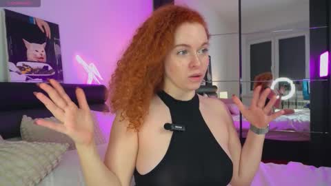 Ashley online show from November 2025 07:12:01 PM