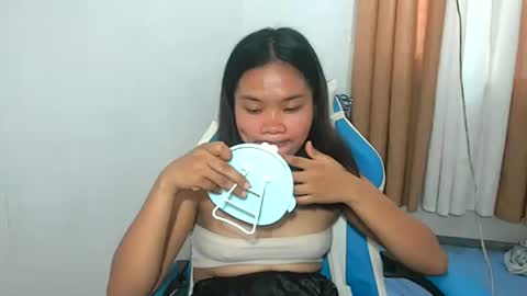 Snapshot of yourpinay_belle chatting on March 2026 07:15:01 AM Belle online show from March 2026 07:15:01 AM