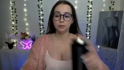 Happy online show from February 2025 01:11:02 PM