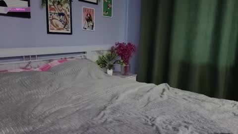 yoursecretplessure online show from November 2025 04:12:02 AM