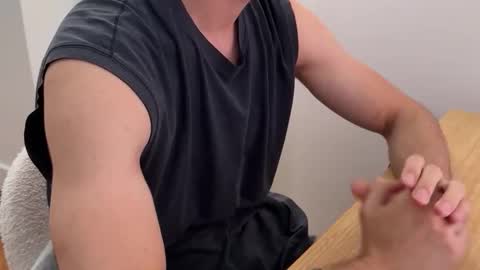 yoursensualguy online show from May 2026 07:27:01 AM