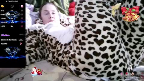 Snapshot of yoursexkroshka chatting on February 2025 03:53:02 PM kroshka online show from February 2025 03:53:02 PM