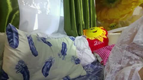 Snapshot of yoursexkroshka chatting on November 2025 10:48:01 AM kroshka online show from November 2025 10:48:01 AM