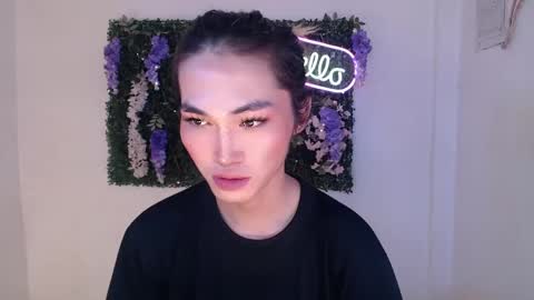    online show from February 2025 02:12:01 AM