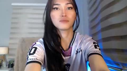    online show from October 2025 02:54:01 AM